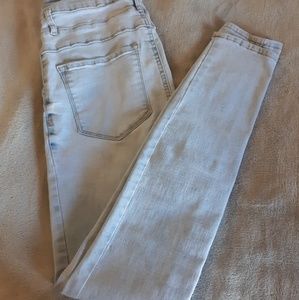 High waisted light wash skinny jeans